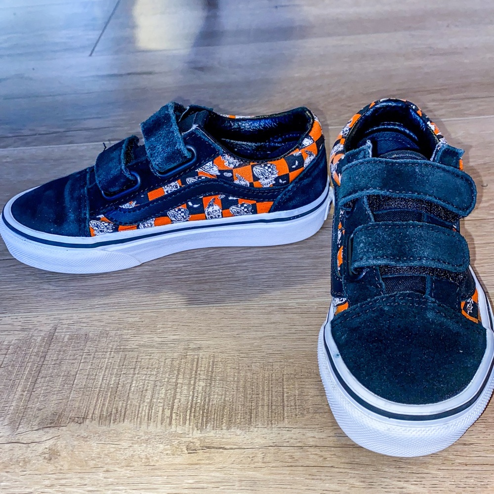VANS - kids| Old Skool skate *VELCRO* | black & orange shoes - monster sz 12.5